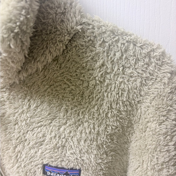 Patagonia Beige Fleece Jacket - Picture 2 of 4